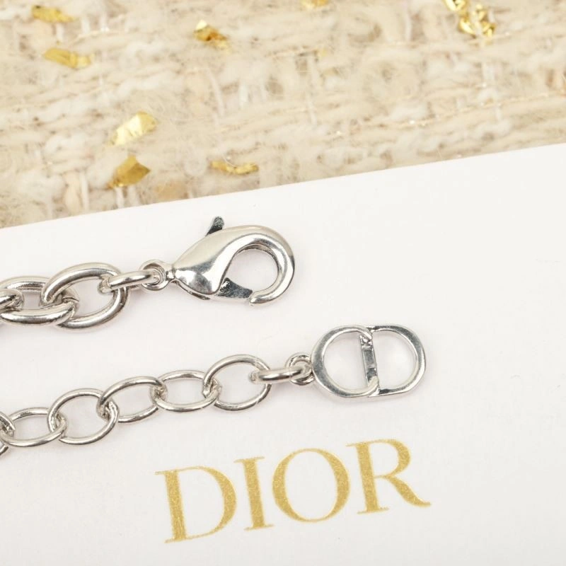 Minimalist Christian Dior Bracelets 234016
