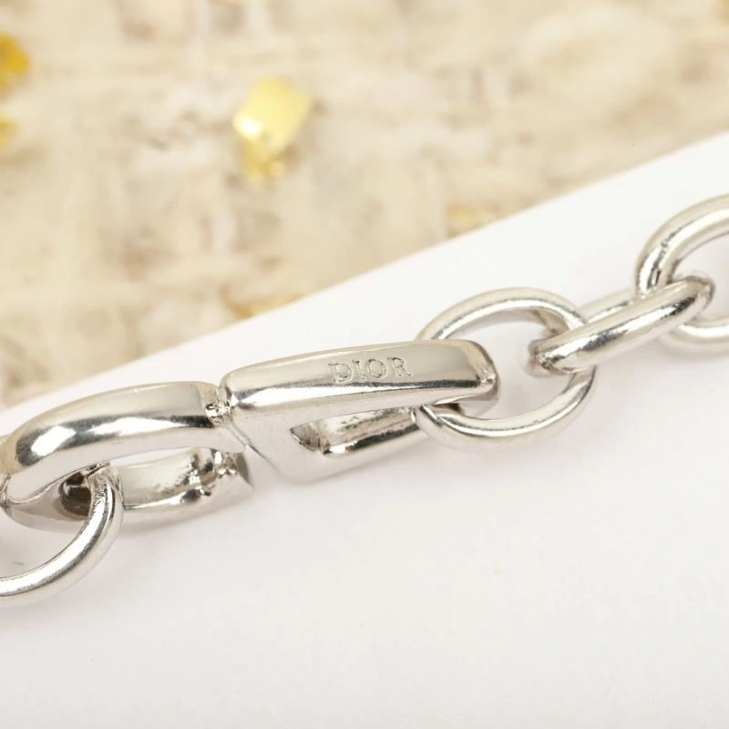 Minimalist Christian Dior Bracelets 234016