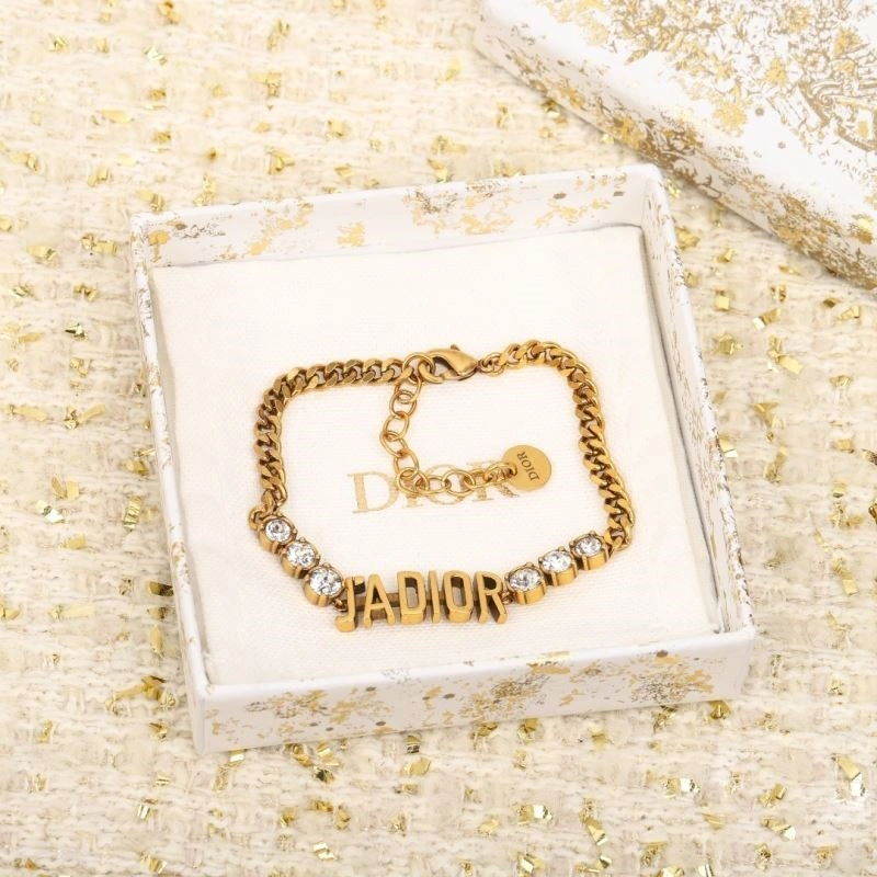 Contemporary Christian Dior Bracelets 234015
