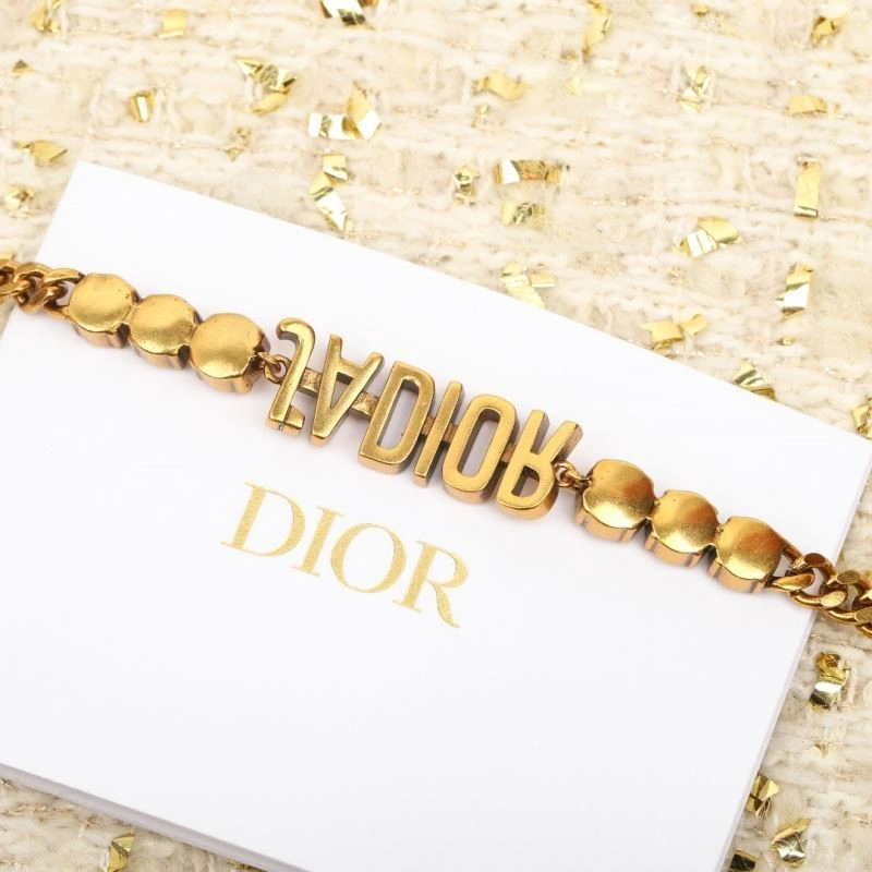 Contemporary Christian Dior Bracelets 234015