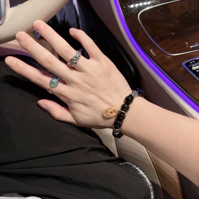 Cozy Christian Dior Bracelets 234018