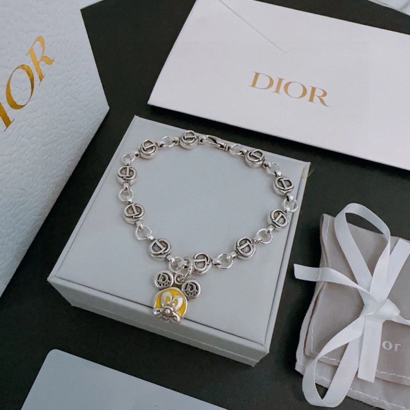 Trendy Christian Dior Bracelets 234012