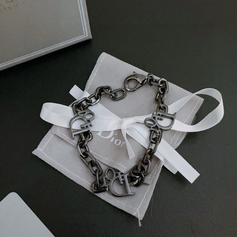Affordable Christian Dior Bracelets 233996
