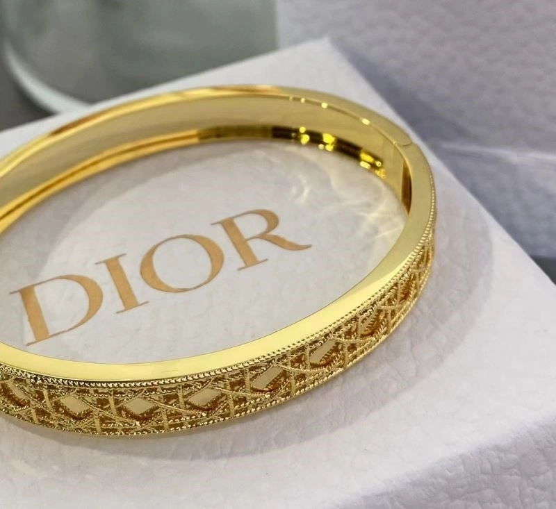 Christian Dior Bracelets Versatile 233986