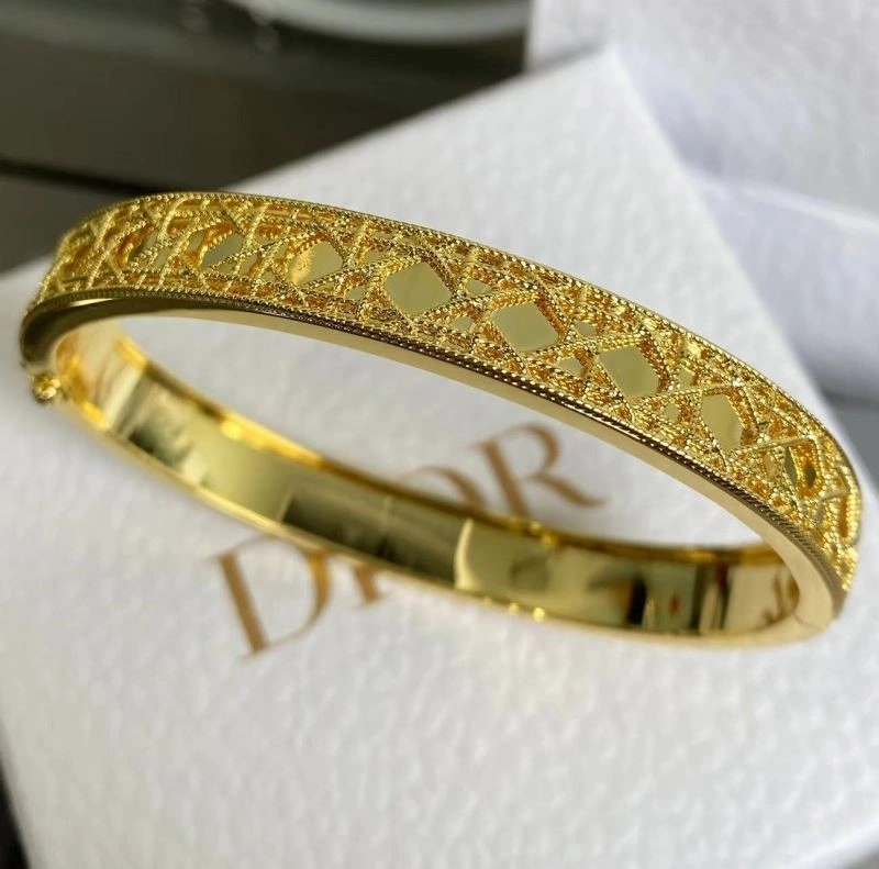 Christian Dior Bracelets Versatile 233986