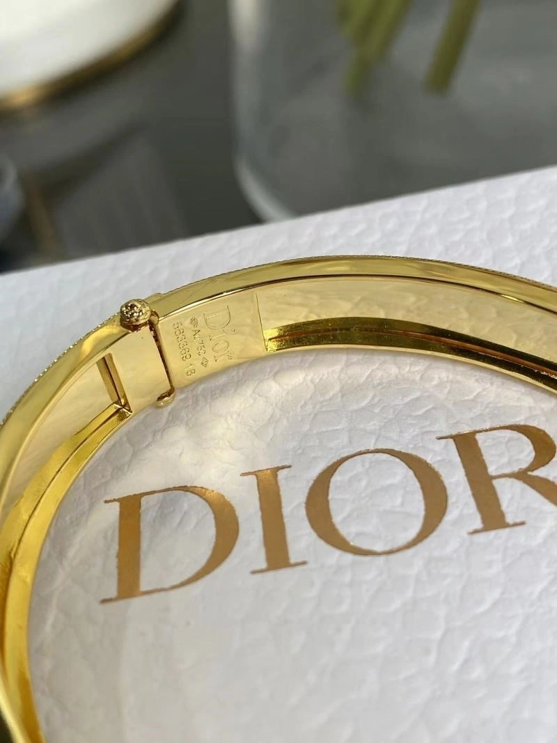 Christian Dior Bracelets Versatile 233986