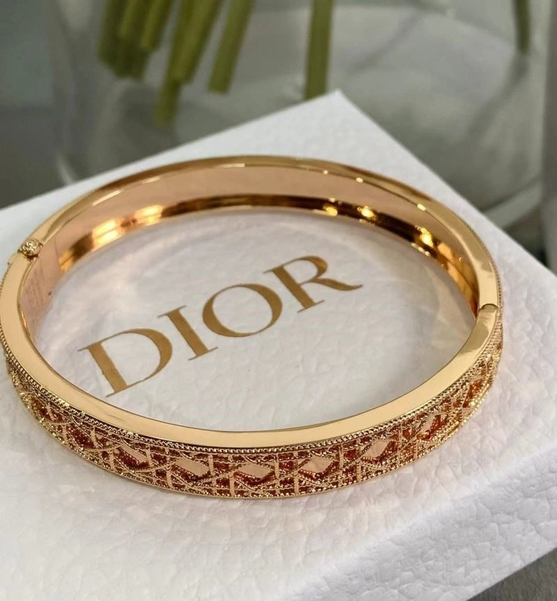 ComfortFit Christian Dior Bracelets 234059
