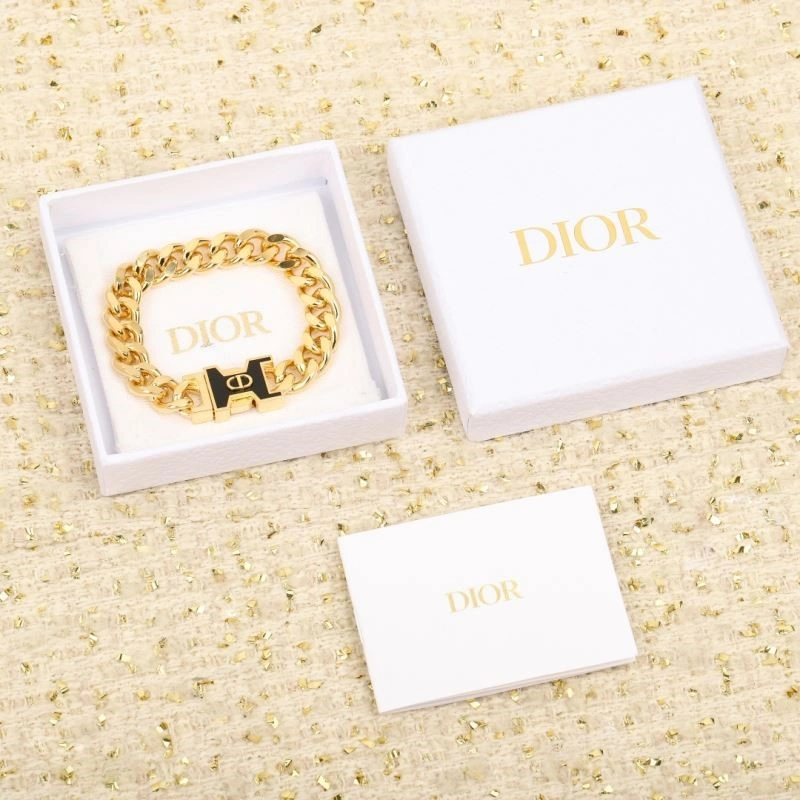 HighPerformance Christian Dior Bracelets 233975