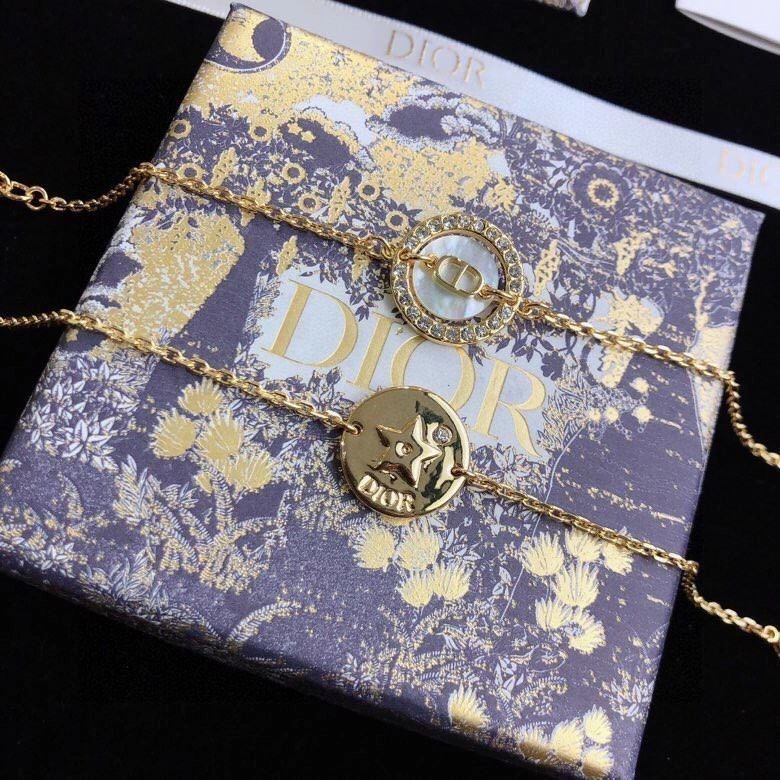 Reliable Christian Dior Bracelets 233970