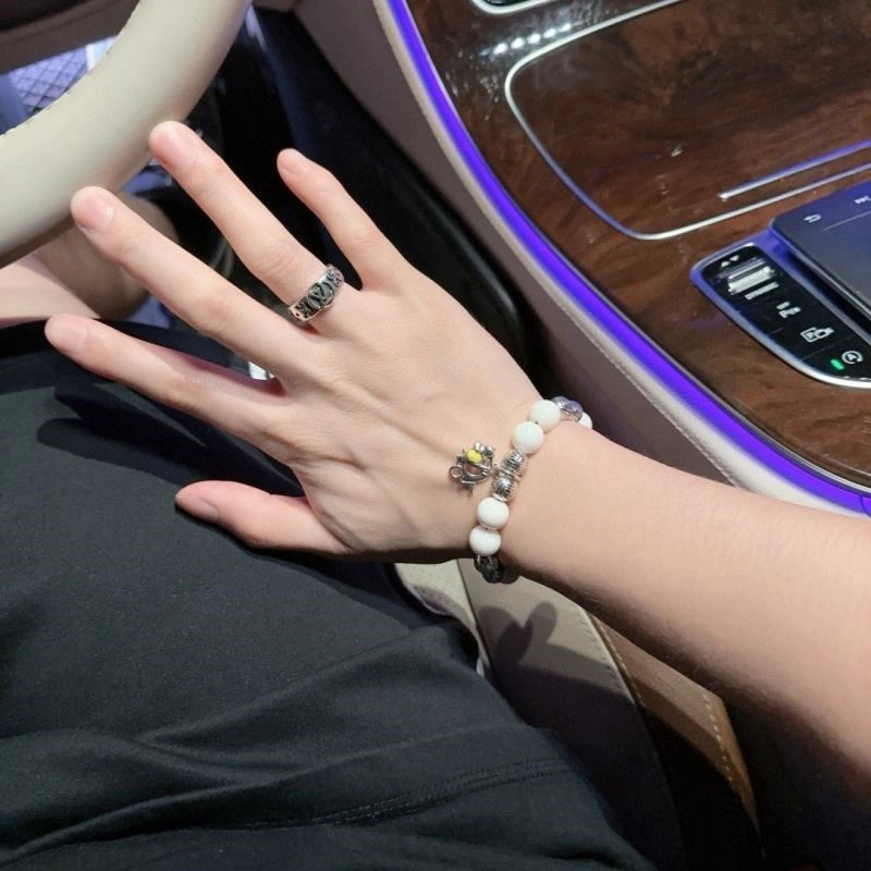 Vibrant Christian Dior Bracelets 234024