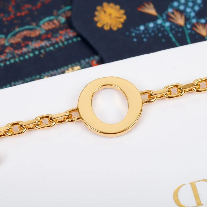 WellDesigned Christian Dior Bracelets 233692