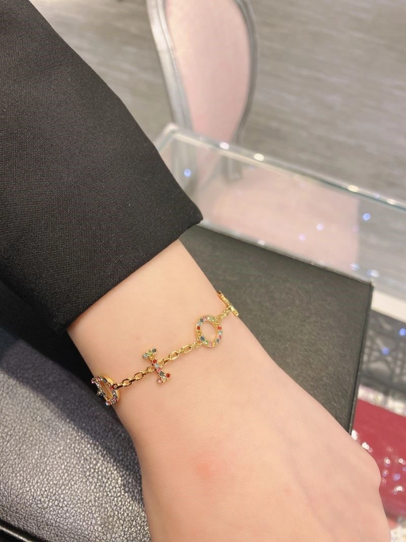 WellDesigned Christian Dior Bracelets 233692