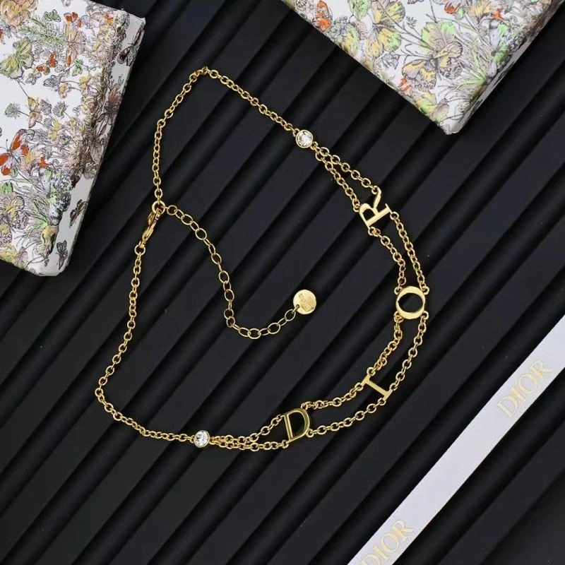 Casual Christian Dior Bracelets 233840