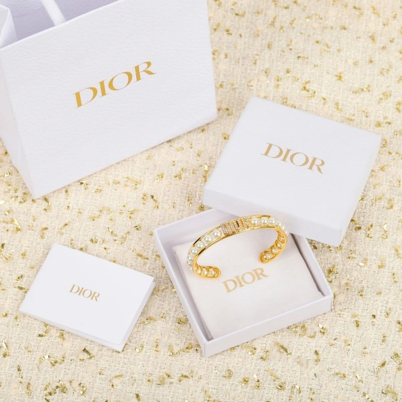 MultiPurpose Christian Dior Bracelets 233683