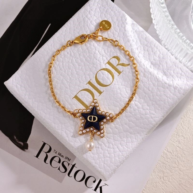 NewStyle Christian Dior Bracelets 233672