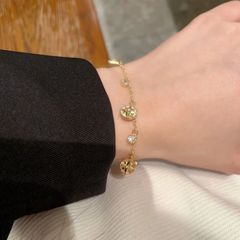 Affordable Christian Dior Bracelets 233718