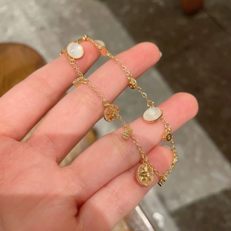 Affordable Christian Dior Bracelets 233718