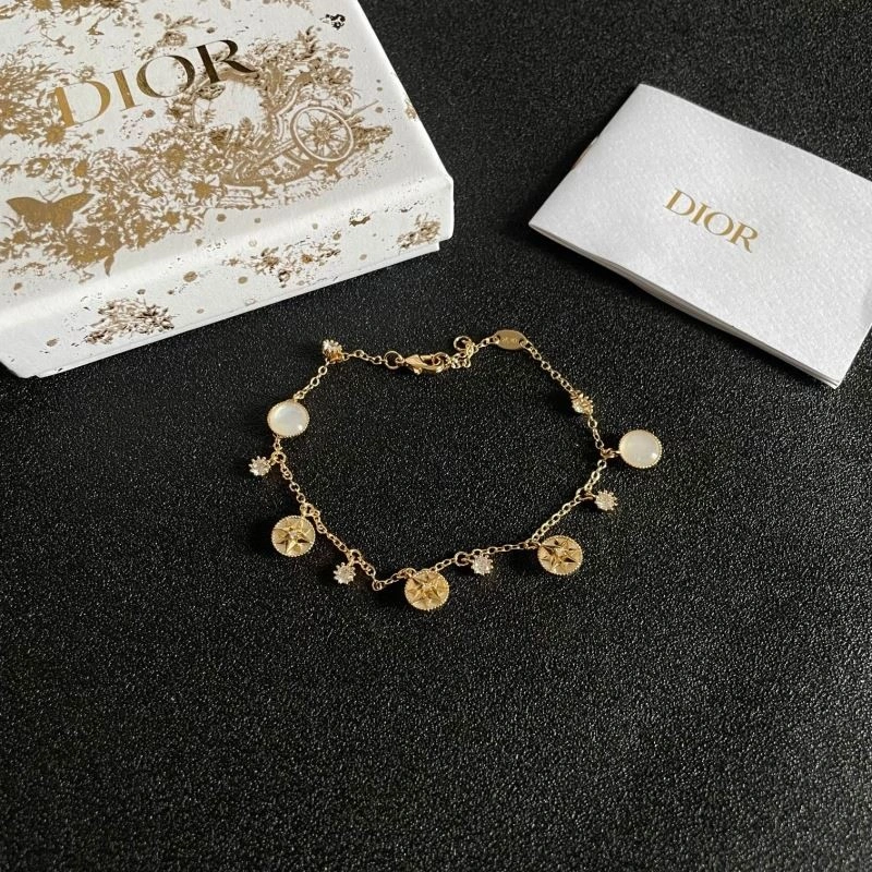 Affordable Christian Dior Bracelets 233718