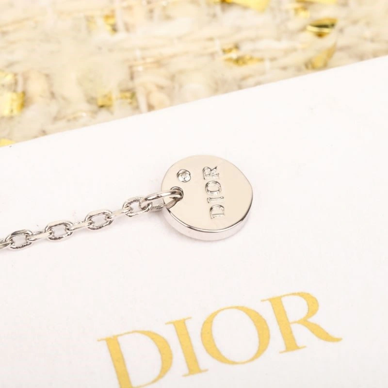 Snug Christian Dior Bracelets 233669
