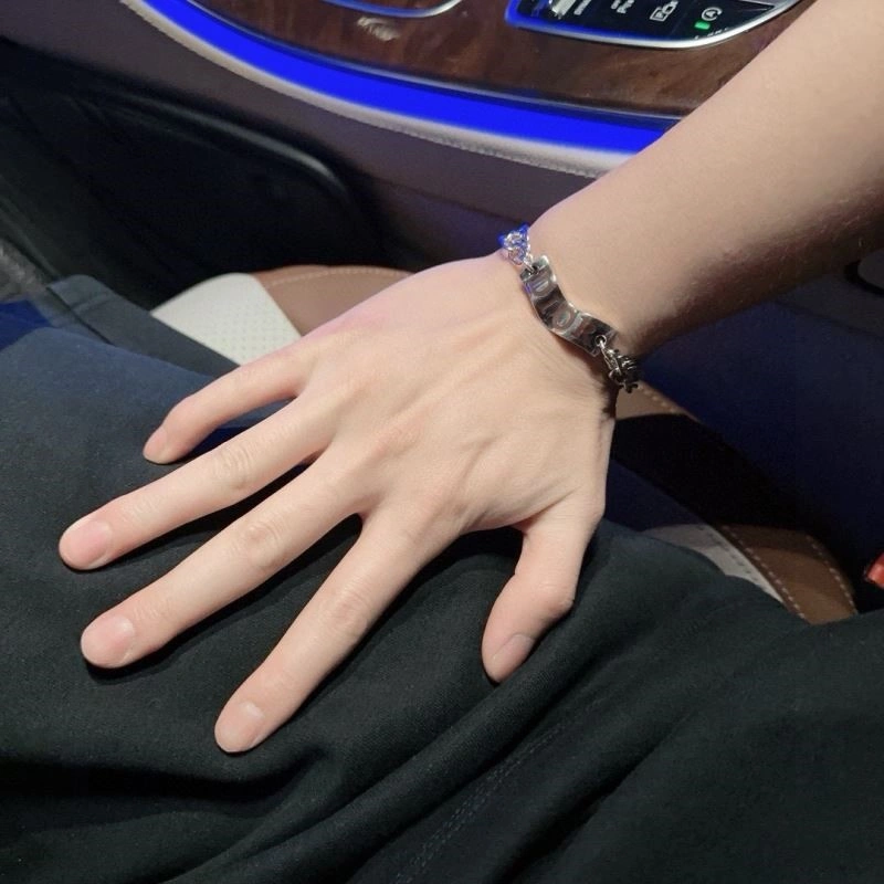 Christian Dior Bracelets Reliable 233701
