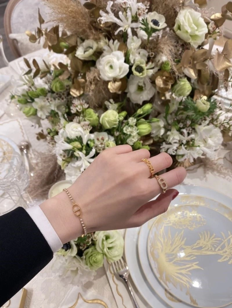 Soft Christian Dior Bracelets 233641