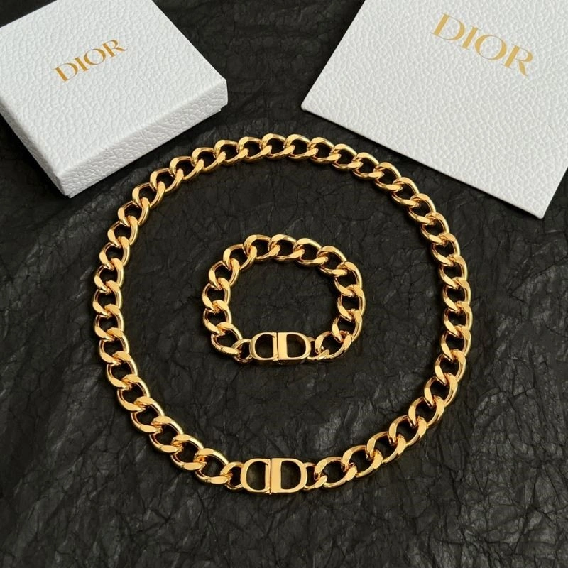Christian Dior Bracelets Effortless 233290