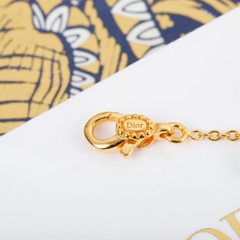 Bold Christian Dior Bracelets 232960