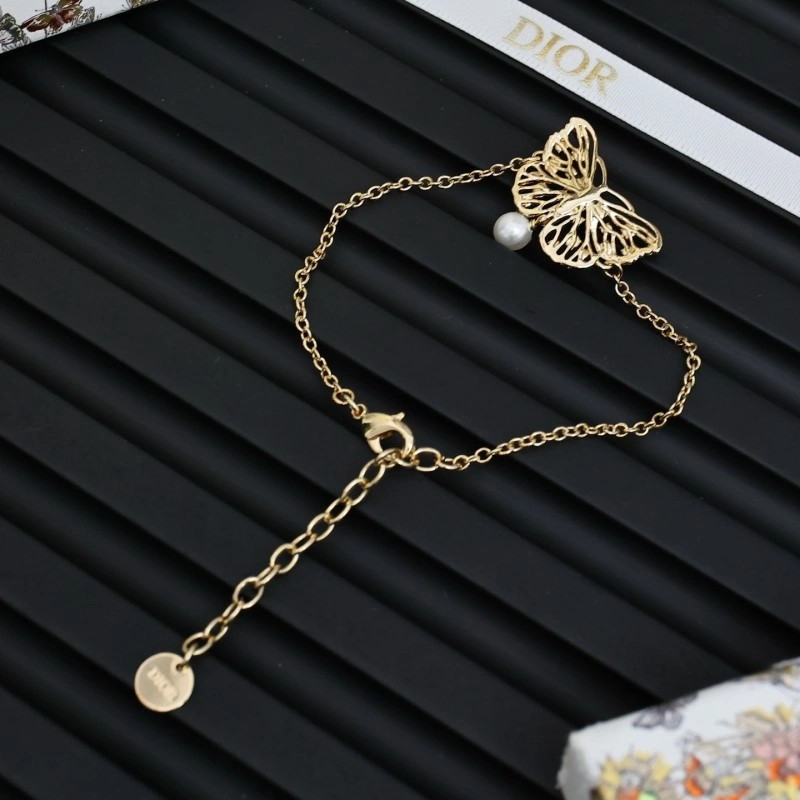 Unique Christian Dior Bracelets 232948