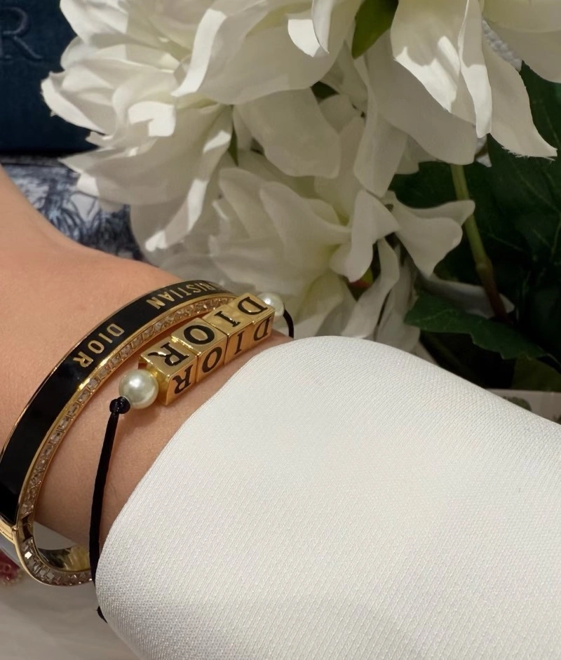Popular Christian Dior Bracelets 232978