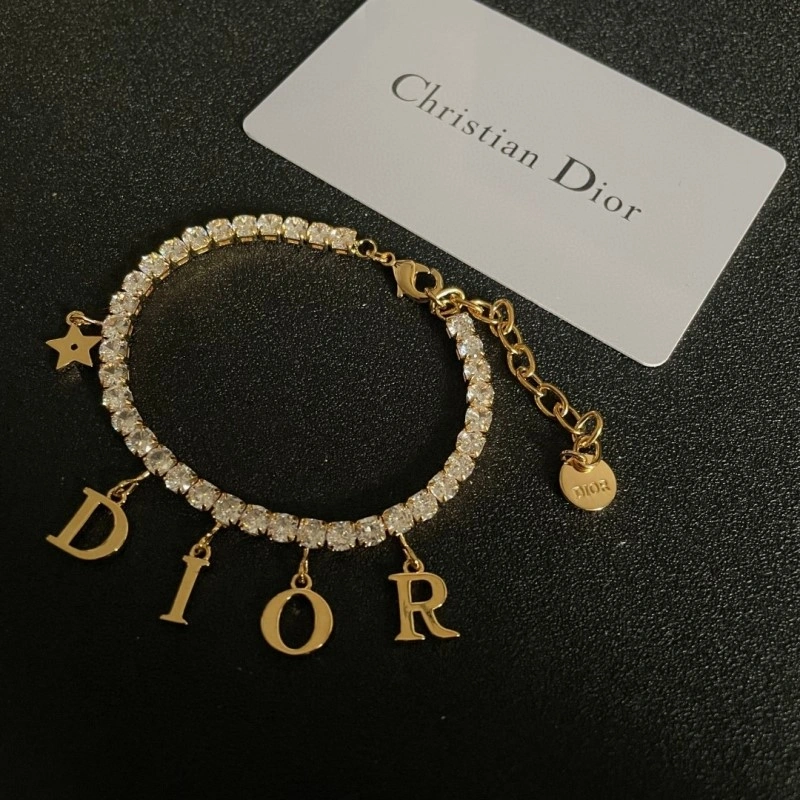 Trendsetting Christian Dior Bracelets 232946