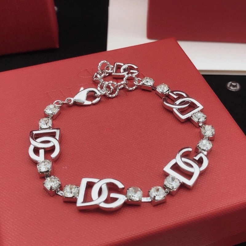 EyeCatching Christian Dior Bracelets 232929