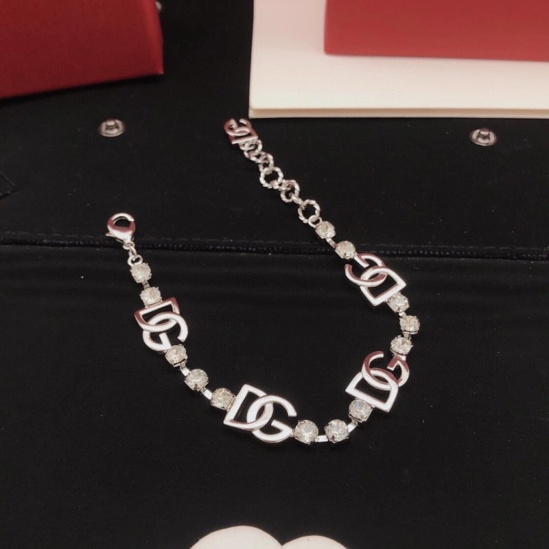 EyeCatching Christian Dior Bracelets 232929