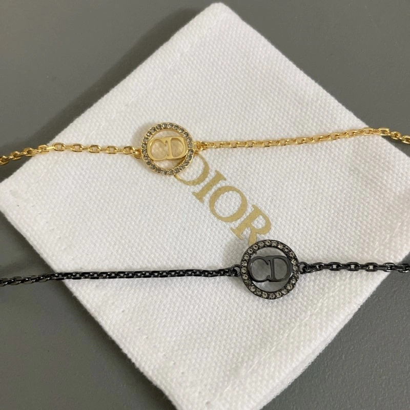 Casual Christian Dior Bracelets 232912