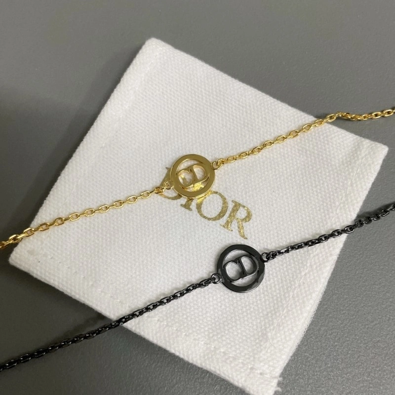 Casual Christian Dior Bracelets 232912
