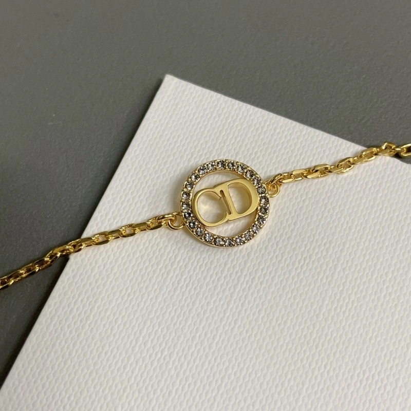 Casual Christian Dior Bracelets 232912