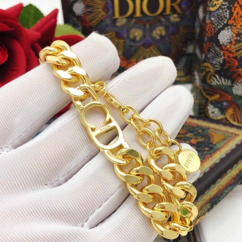 Efficient Christian Dior Bracelets 232940
