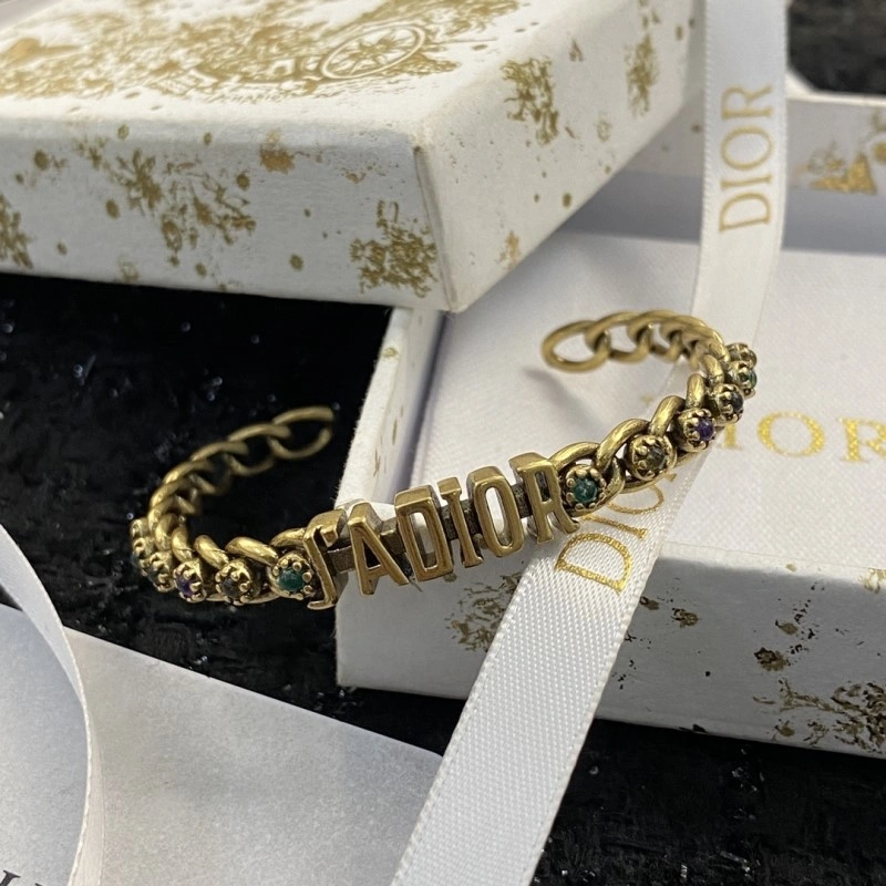 Stylish Christian Dior Bracelets 232915