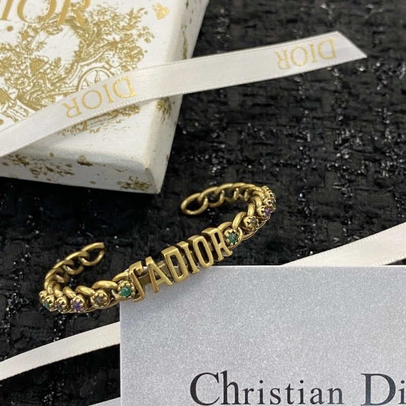 Stylish Christian Dior Bracelets 232915