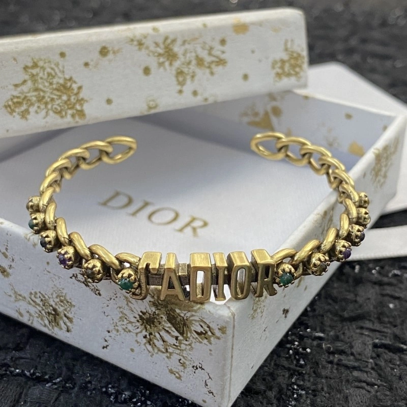Stylish Christian Dior Bracelets 232915