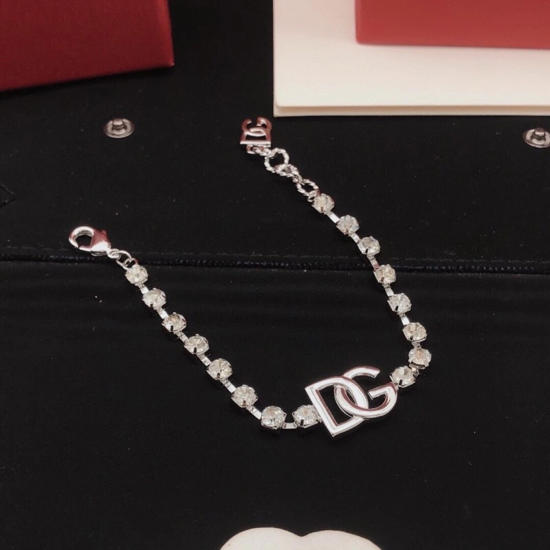 Fashionable Christian Dior Bracelets 233022