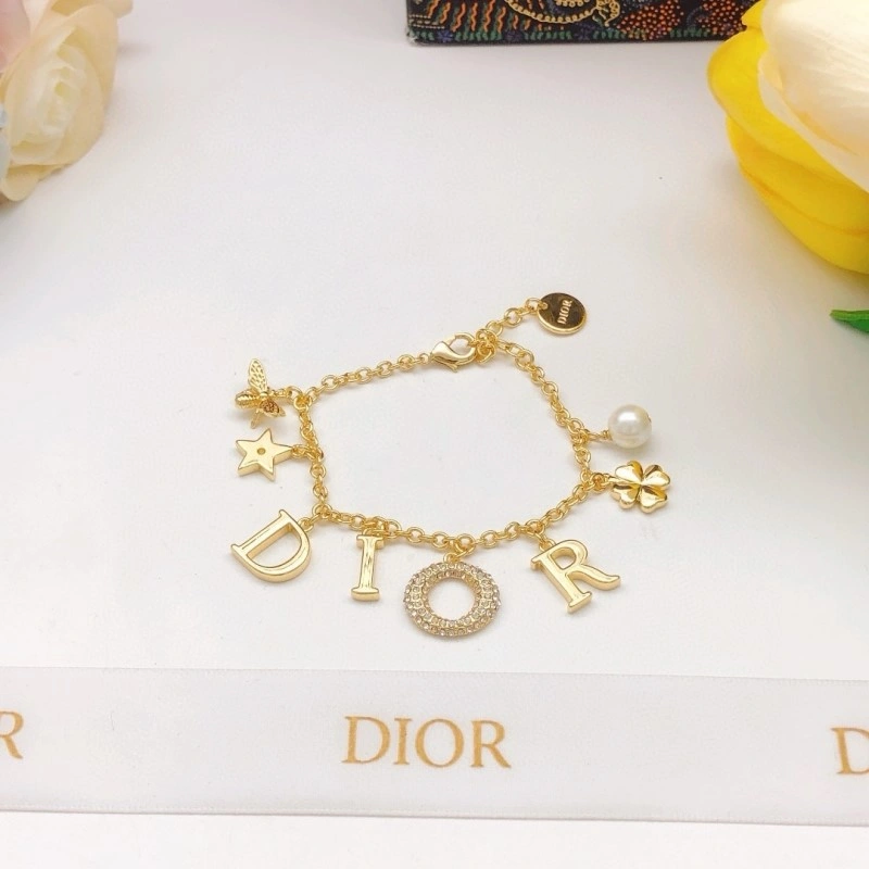 UrbanStyle Christian Dior Bracelets 232901