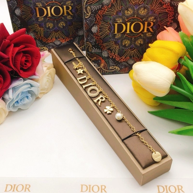 UrbanStyle Christian Dior Bracelets 232901
