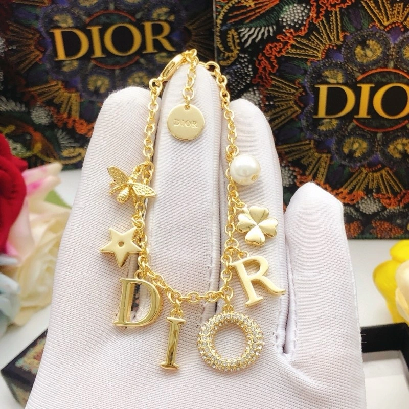 UrbanStyle Christian Dior Bracelets 232901