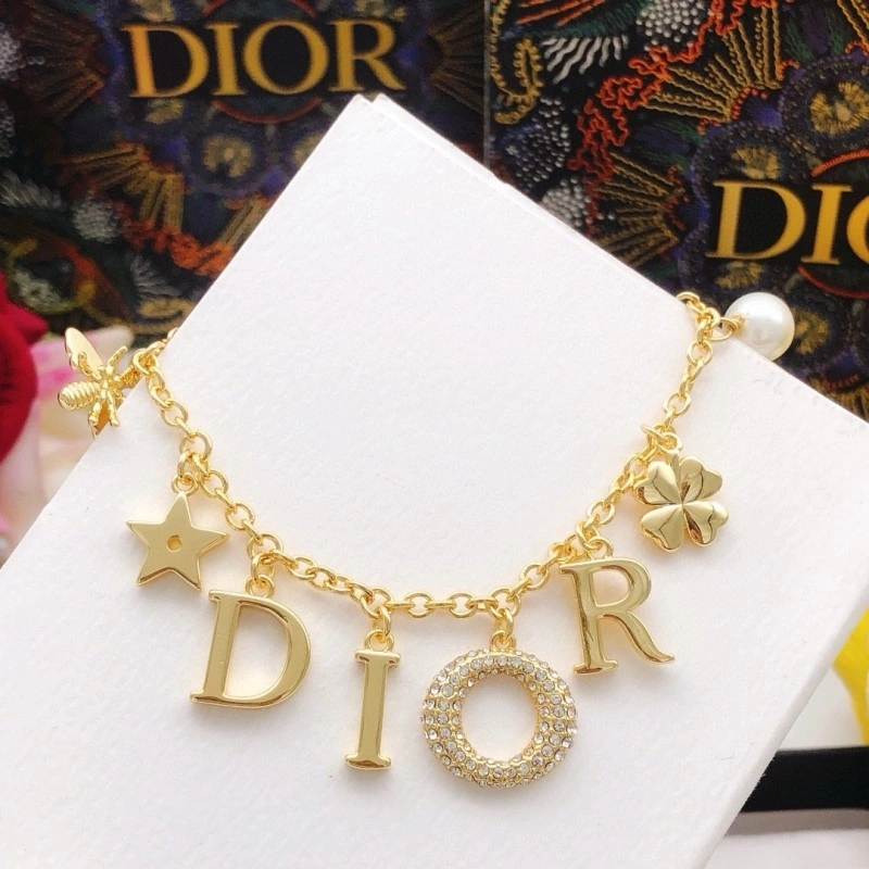 UrbanStyle Christian Dior Bracelets 232901