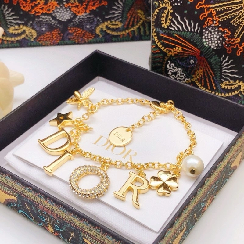 UrbanStyle Christian Dior Bracelets 232901