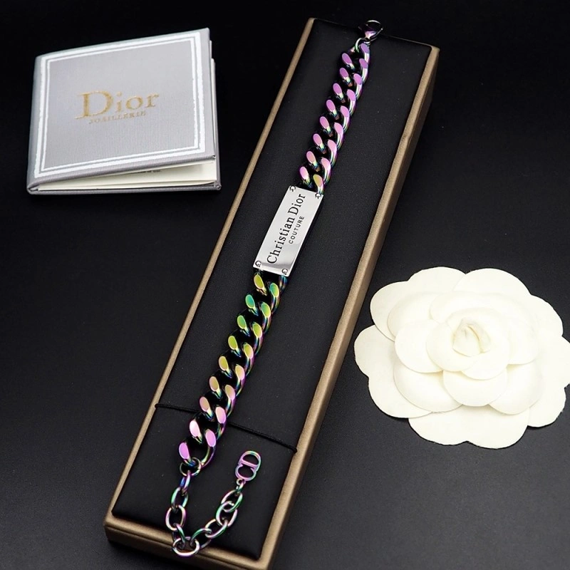 Comfortable Christian Dior Bracelets 232895