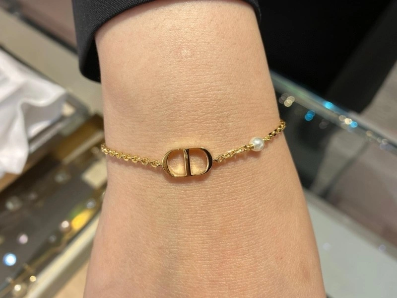 UrbanChic Christian Dior Bracelets 232879