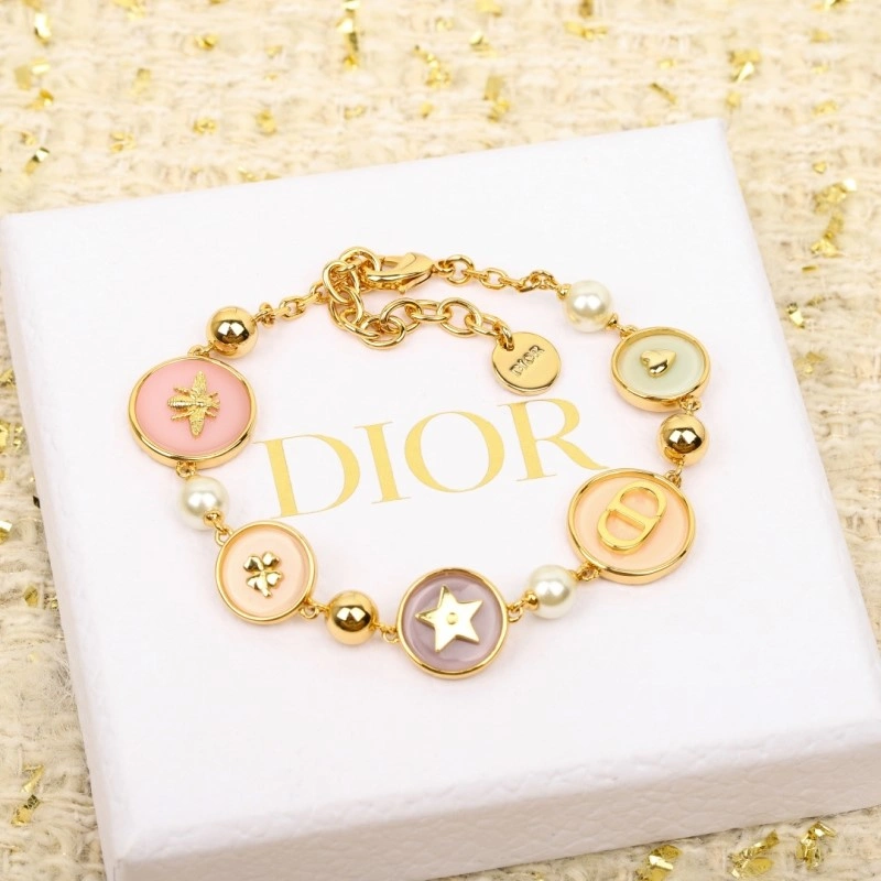 EyeCatching Christian Dior Bracelets 232878