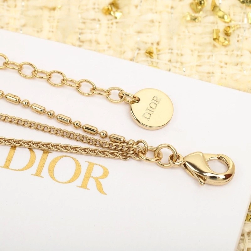 Functional Christian Dior Bracelets 232890