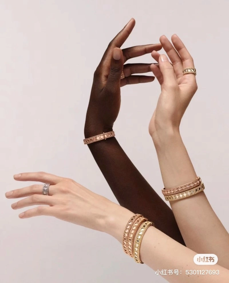 Affordable Christian Dior Bracelets 232897